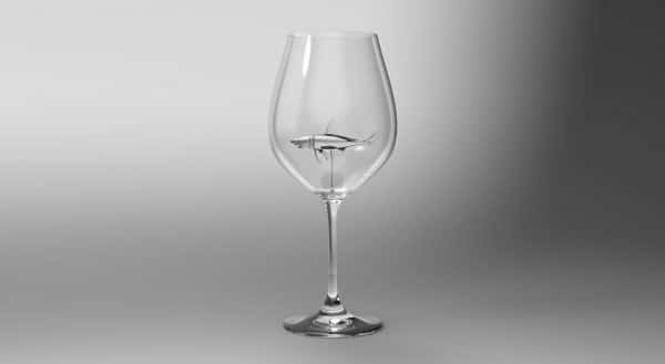 SHARK RED WINE GOBLET - Image 3