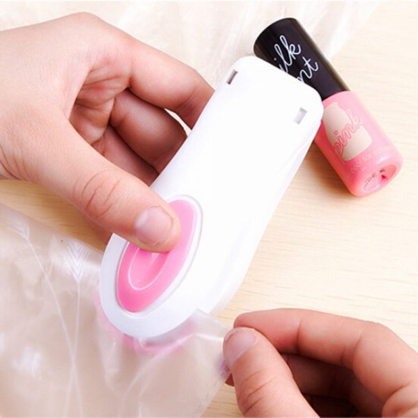 Portable Mini Plastic Bag Sealer - Image 2