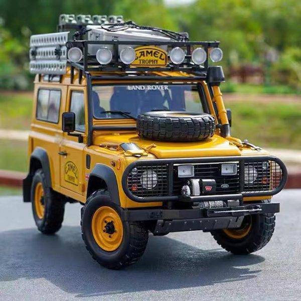 LAND ROVER DEFENDER