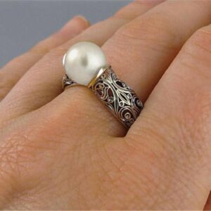 Elegant Natural Pearl Ring