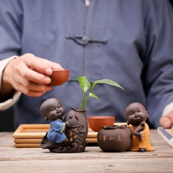 Ceramic Tea Pet Ornaments Buddha Enlightened Statue