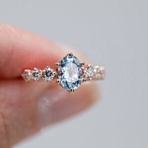 Oval Montana Sapphire Ring