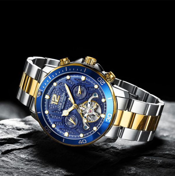 Accessories are important items to make up your luxury and prominence, especially the watch. This Mechanical watch luxury is suitable for all types of costumes. You can combine it with any style you like. Buy it now🔥🔥🔥