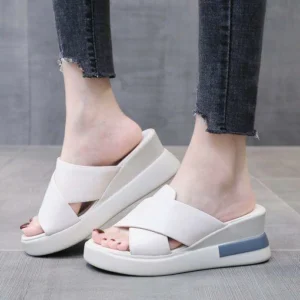 WOMEN‘S SUMMER COMFORTABLE LEATHER SANDALS