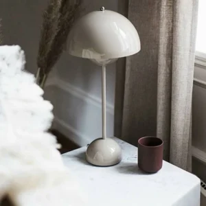 Modern Bud Macaron Table Lamp