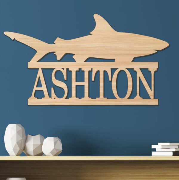 Children's room-wooden comic decoration