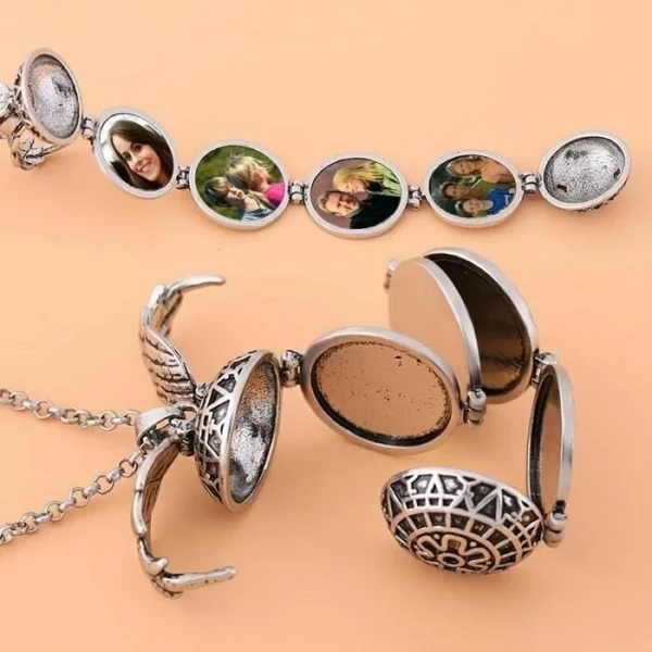 Buy 1 Get 1 Free Now! Expanding Photo Locket