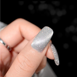 HOT SALE NOW-Laser Diamond Cat Eye Nail Polish