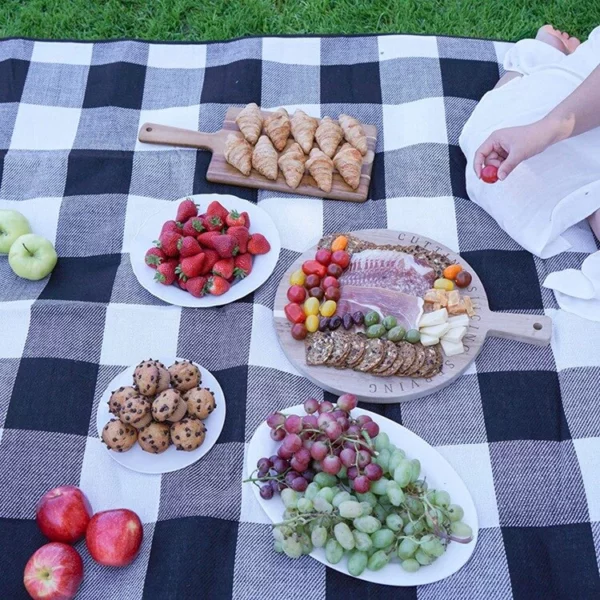 Outdoor Folding Waterproof Picnic Blanket Mat