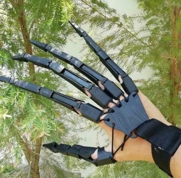 Articulated Fingers