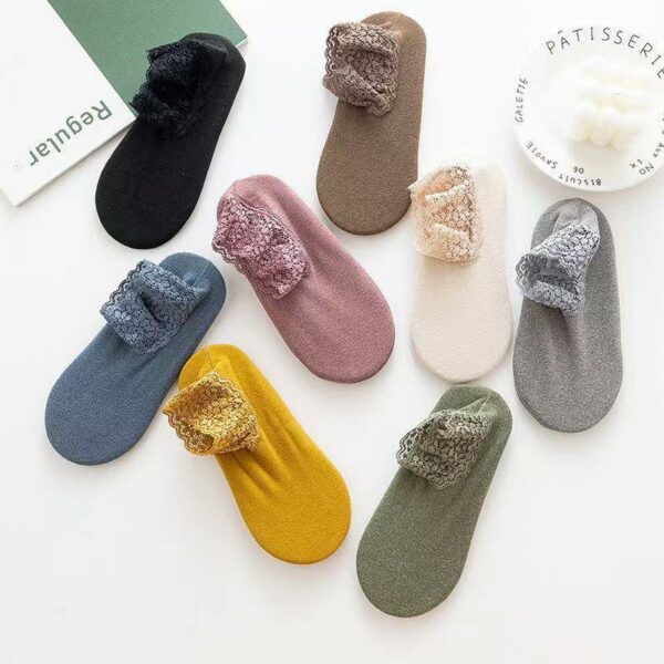 Fashionable Heated Lace Socks (4/8 PAIRS)