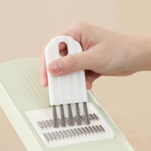 Multifunctional Gap Brush