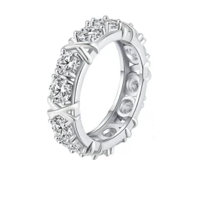 KISS & HUG CROSS FULL MOISSANITE RING