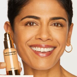 Full-Coverage Foundation with Skin Buffing Brush