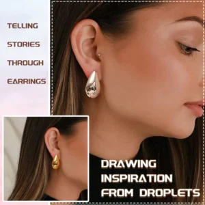 Ceoerty™ Glimmering Droplet Dangle Earrings